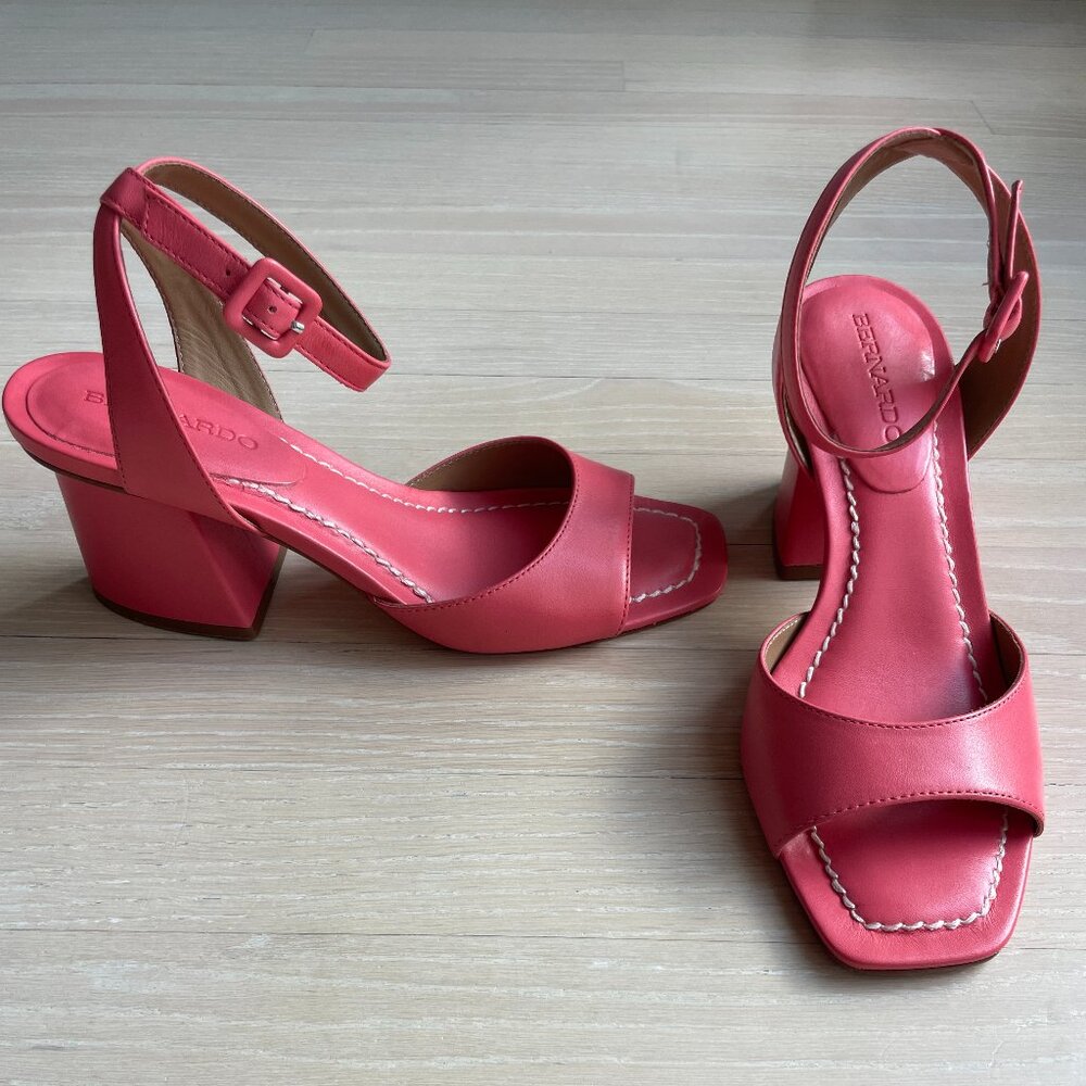 Bernardo NYACK - Peony Antique Calf Sandal - Size 7.5